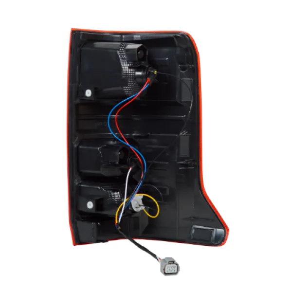 FAROL TRASERO LADO IZQUIERDO MITSUBISHI L200 24/26 - DIFORZA - Faroles Traseros | ClickRepuestos